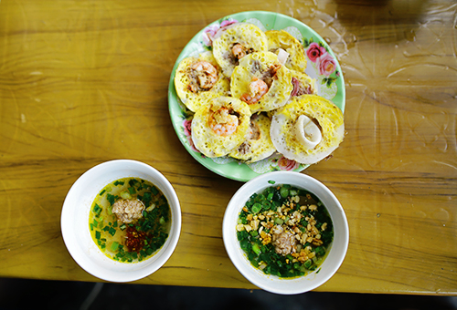 banh-can-dung-di-da-lat